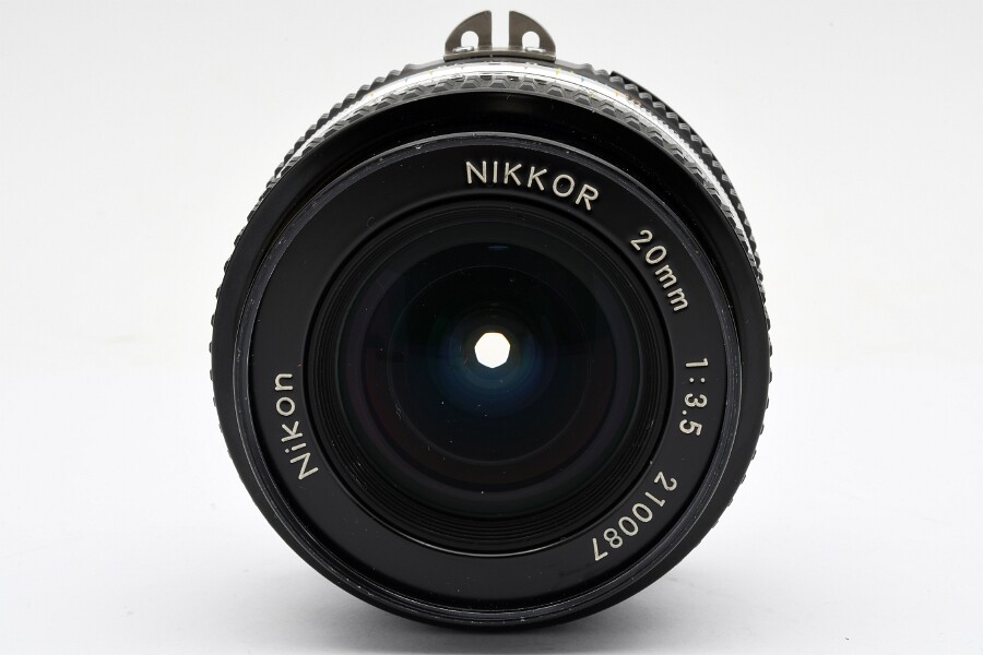 Copyright &copy; Richard de Stoutz 2021.