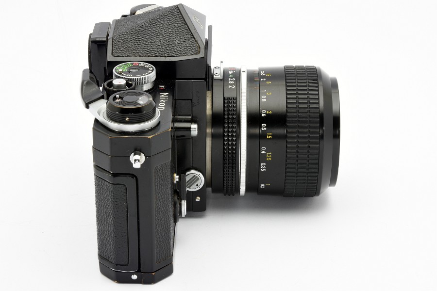 Copyright &copy; Richard de Stoutz 2018.