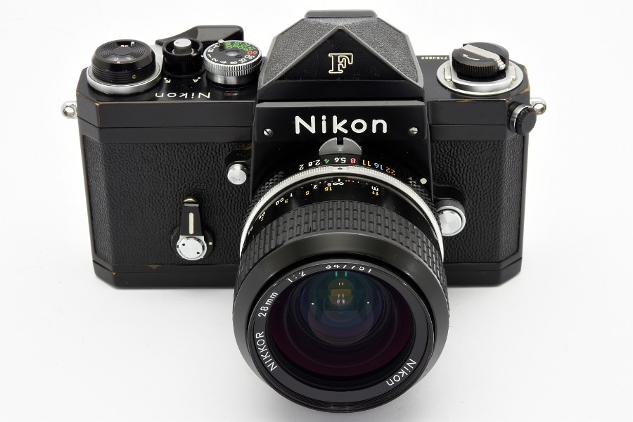 Copyright &copy; Richard de Stoutz 2018.