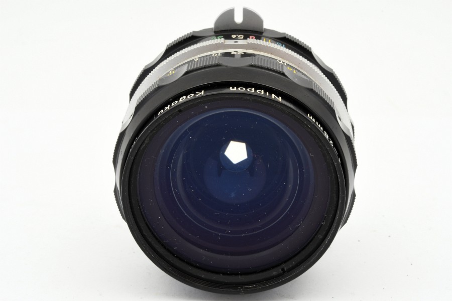 Copyright &copy; Richard de Stoutz 2023.