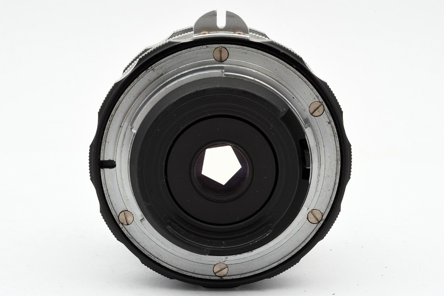 Copyright &copy; Richard de Stoutz 2023.