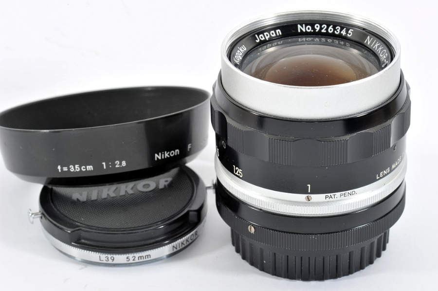 Copyright &copy; Richard de Stoutz 2010.