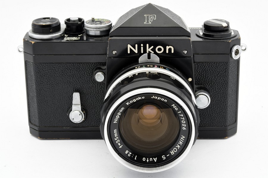 Copyright © Richard de Stoutz 2021.