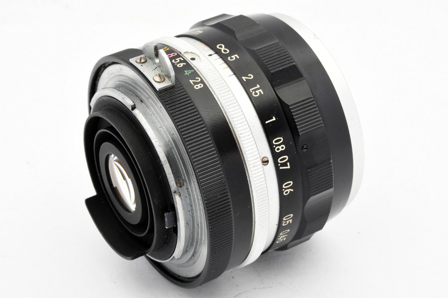 Copyright &copy; Richard de Stoutz 2021.