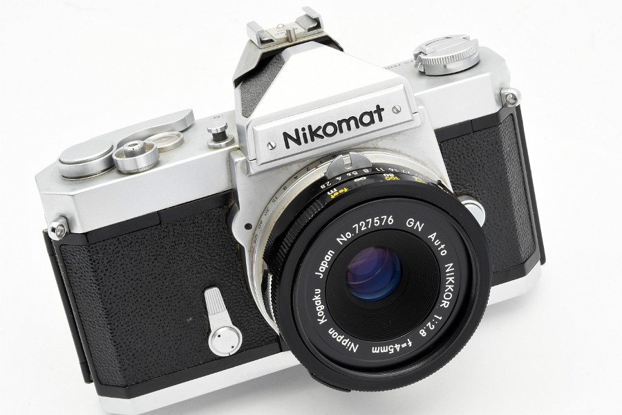 Copyright © Richard de Stoutz 2022.