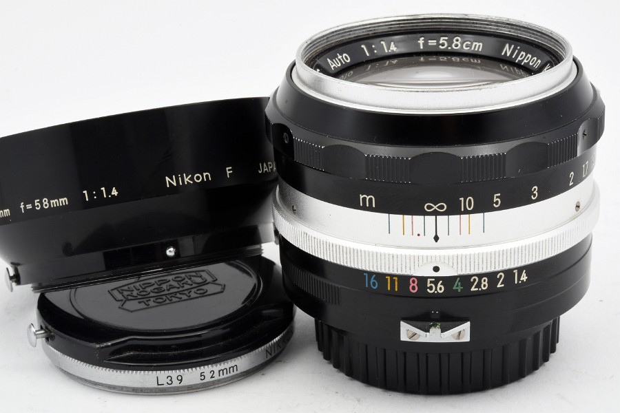 Copyright © Richard de Stoutz 2021.