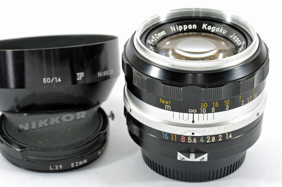 Copyright &copy; Richard de Stoutz 2010.