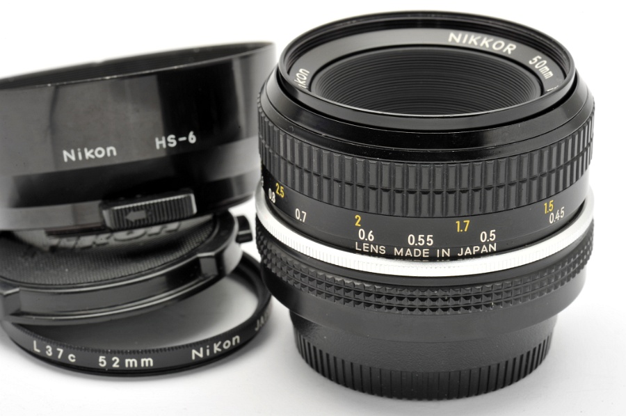 Copyright &copy; Richard de Stoutz 2011.