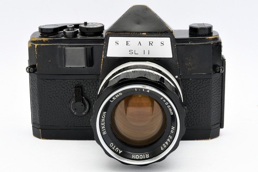 Copyright &copy; Richard de Stoutz 2020.