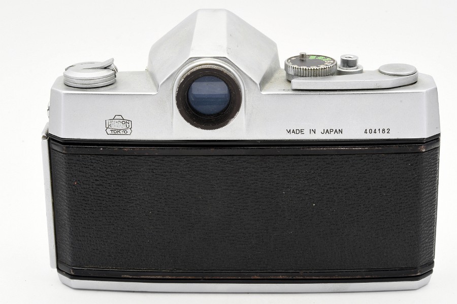 Copyright © Richard de Stoutz 2022.