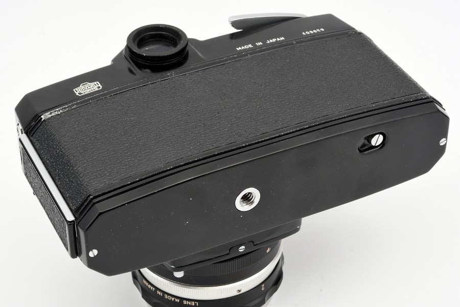 Copyright &copy; Richard de Stoutz 2022.