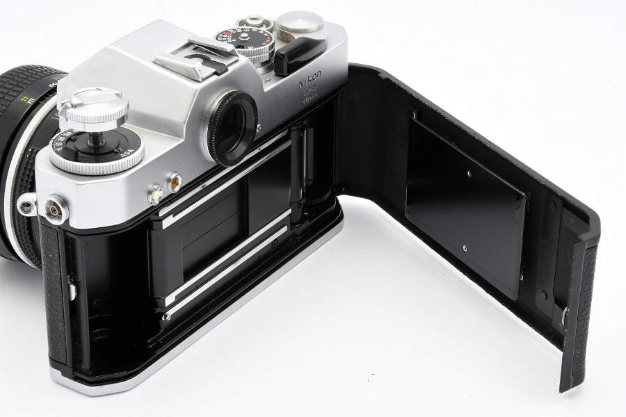 Copyright &copy; Richard de Stoutz 2014.