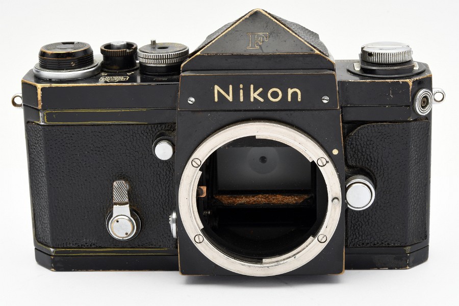 Copyright © Richard de Stoutz 2023.