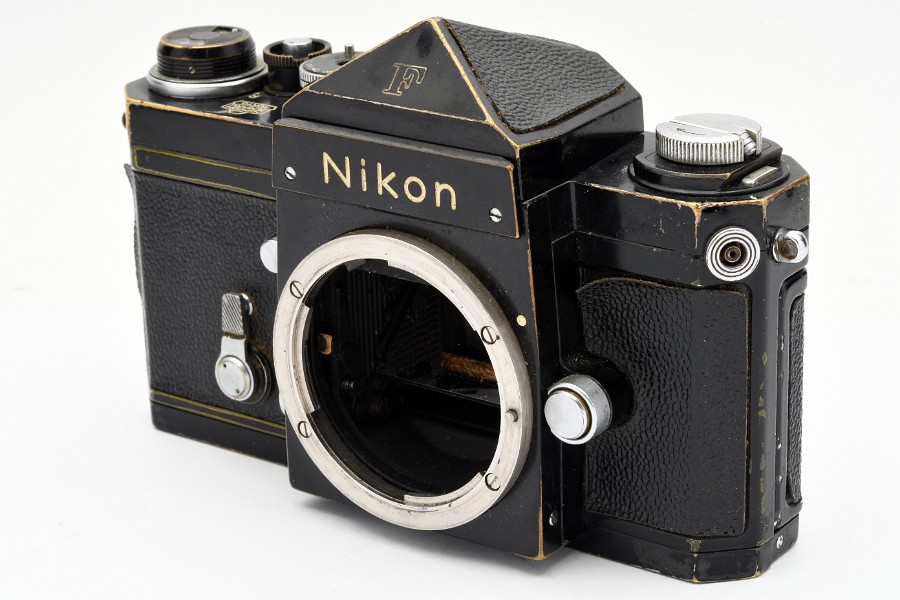 Copyright © Richard de Stoutz 2023.