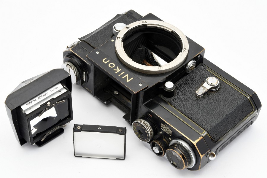 Copyright © Richard de Stoutz 2023.