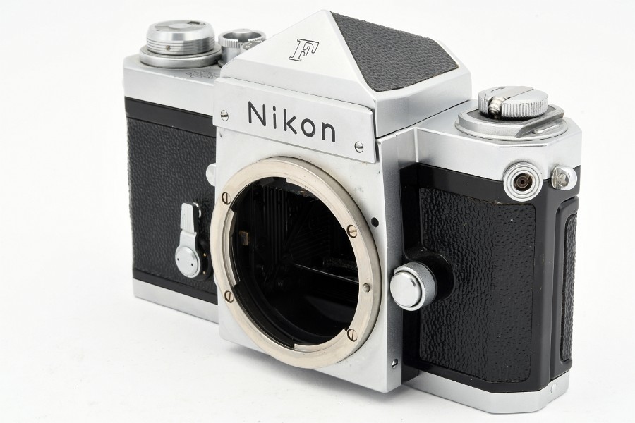 Copyright © Richard de Stoutz 2021.