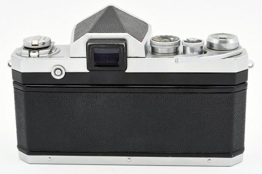 Copyright © Richard de Stoutz 2021.