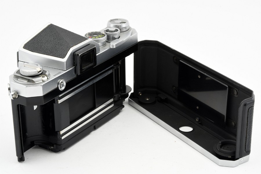 Copyright © Richard de Stoutz 2021.