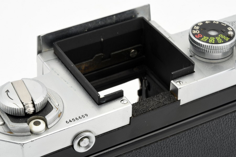 Copyright © Richard de Stoutz 2021.