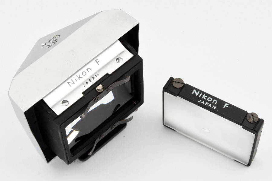 Copyright © Richard de Stoutz 2021.