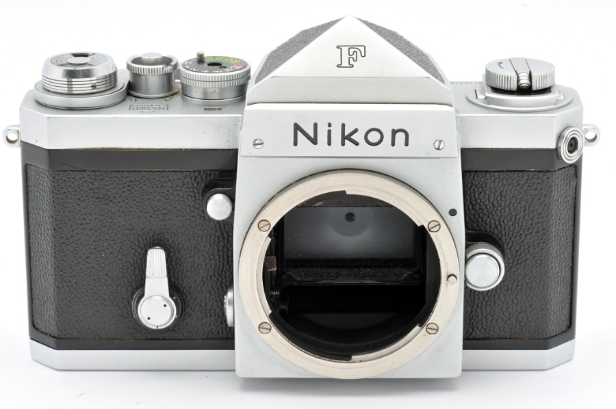 Copyright © Richard de Stoutz 2012.