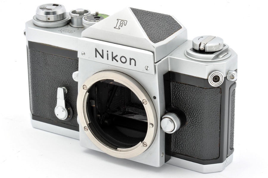 Copyright © Richard de Stoutz 2012.