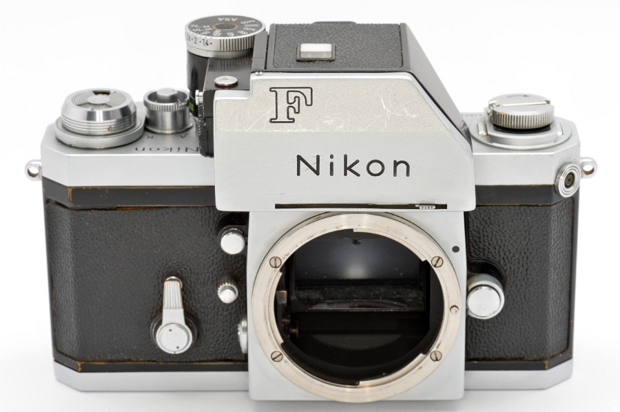 Copyright © Richard de Stoutz 2012.