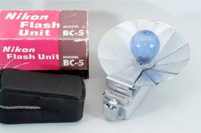 Copyright © Richard de Stoutz 2007.