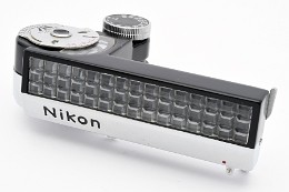 Copyright &copy; Richard de Stoutz 2007.