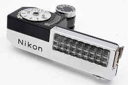 Copyright &copy; Richard de Stoutz 2007.