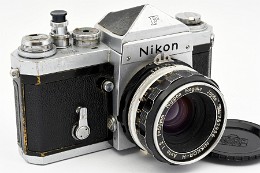 Copyright © Richard de Stoutz 2022.