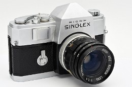 Copyright &copy; Richard de Stoutz 2023.