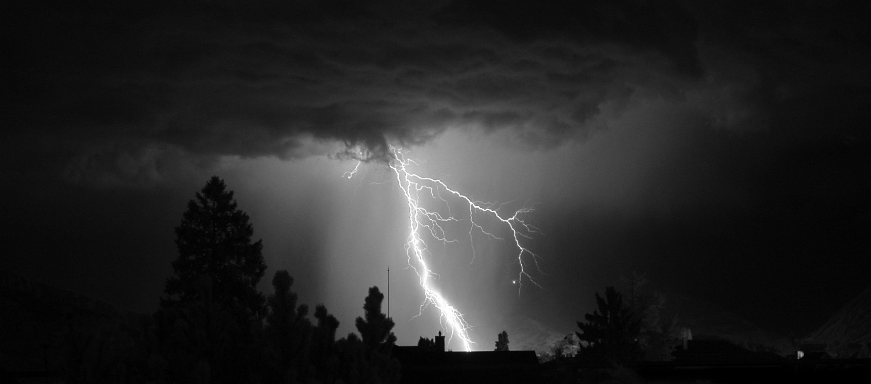 DSC_0181_korr_crop.jpg - (C)Copyright Photo Richard de Stoutz