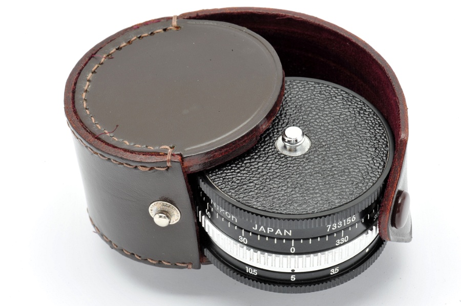 Copyright &copy; Richard de Stoutz 2011.