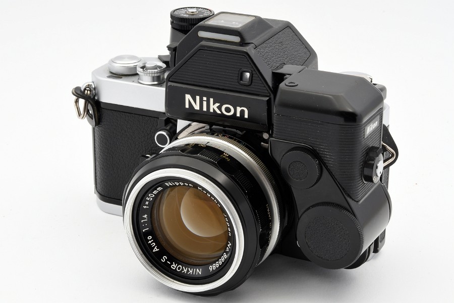 Copyright &copy; Richard de Stoutz 2020.