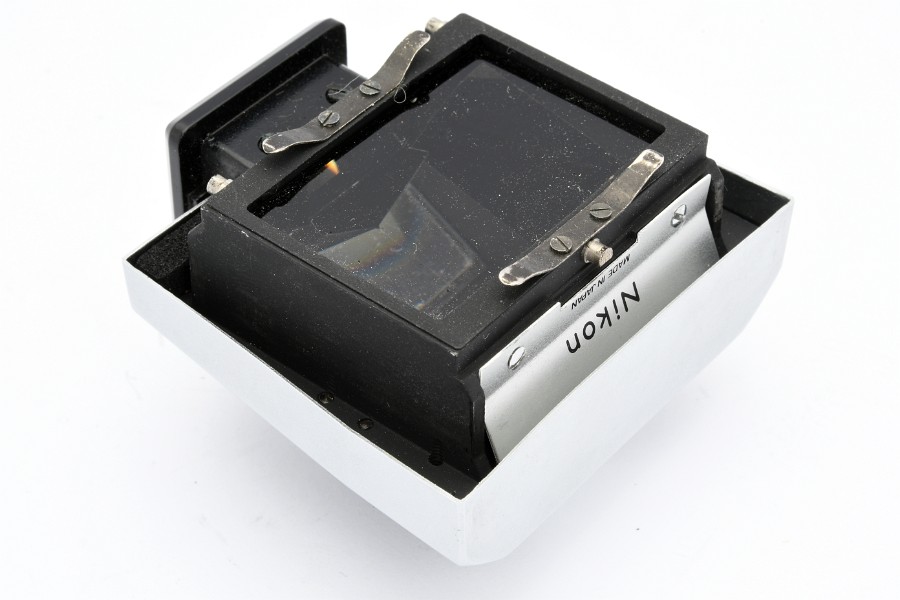 Copyright © Richard de Stoutz 2019.