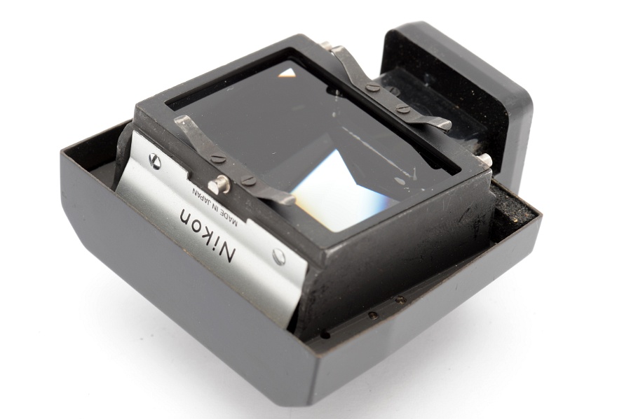 Copyright &copy; Richard de Stoutz 2012.