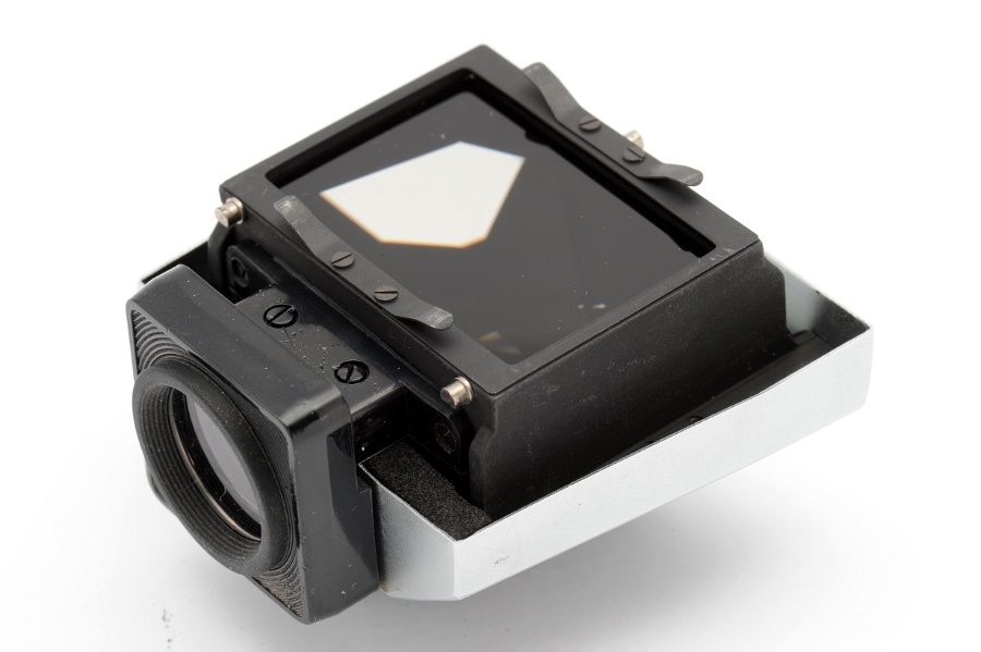 Copyright &copy; Richard de Stoutz 2012.