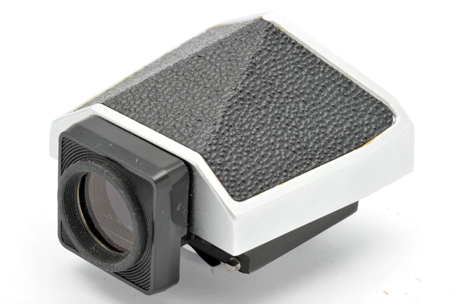 Copyright © Richard de Stoutz 2011.