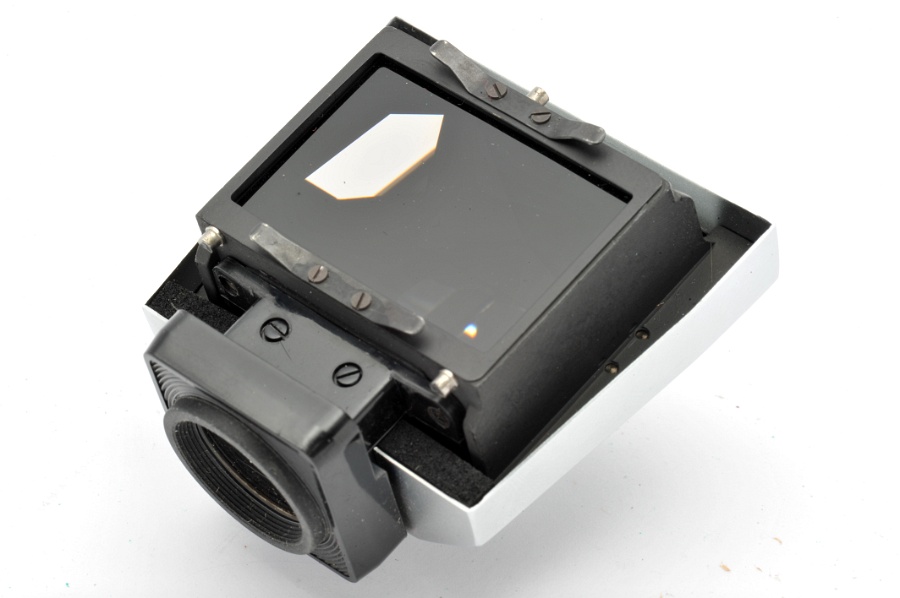 Copyright © Richard de Stoutz 2011.