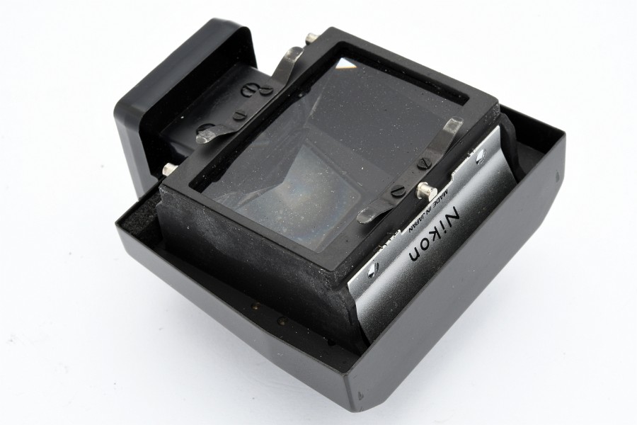 Copyright &copy; Richard de Stoutz 2020.