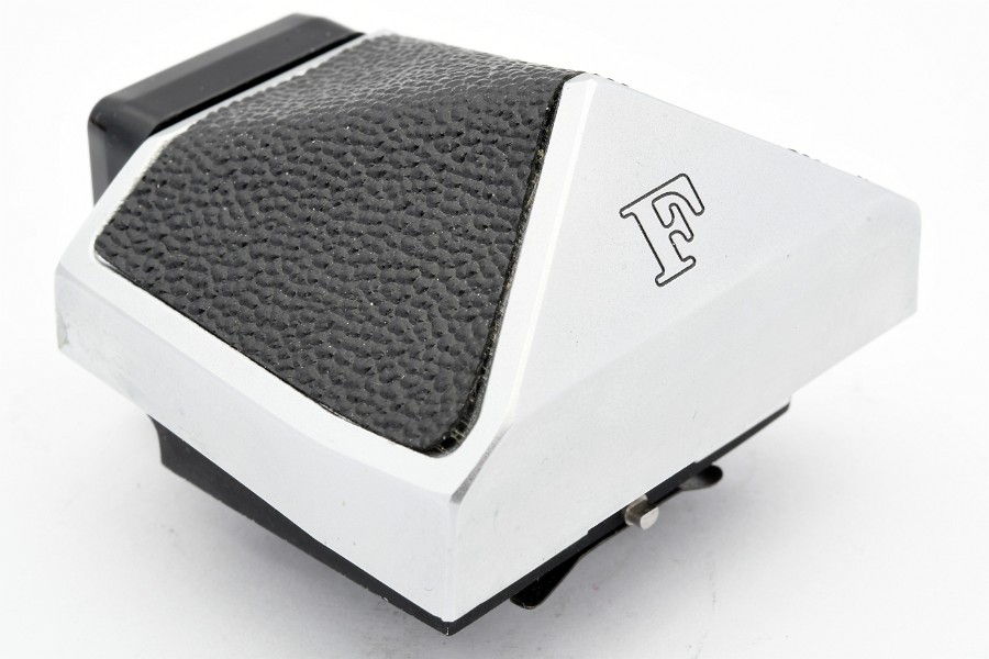 Copyright &copy; Richard de Stoutz 2021.