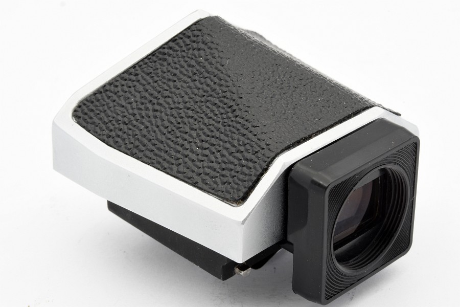 Copyright &copy; Richard de Stoutz 2021.