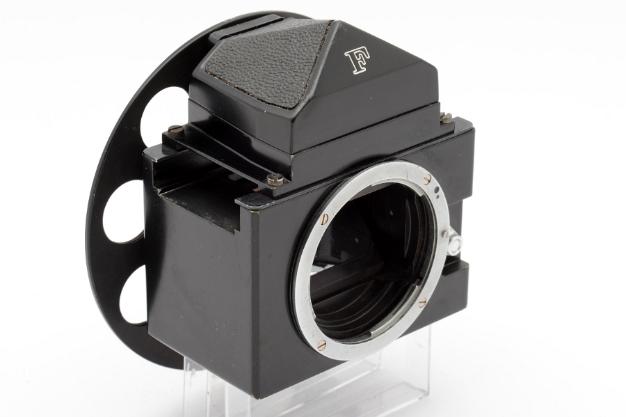 Copyright &copy; Richard de Stoutz 2012.