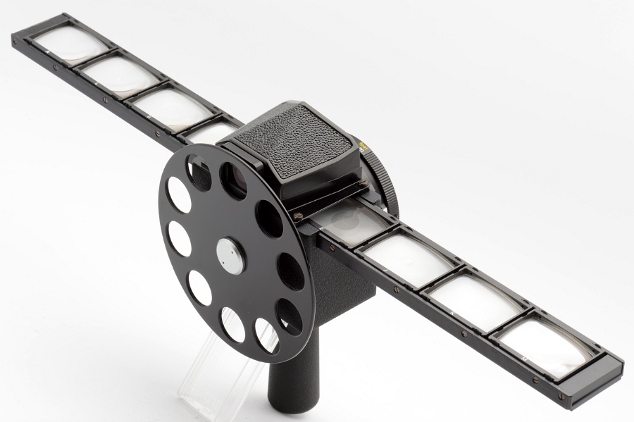 Copyright &copy; Richard de Stoutz 2012.