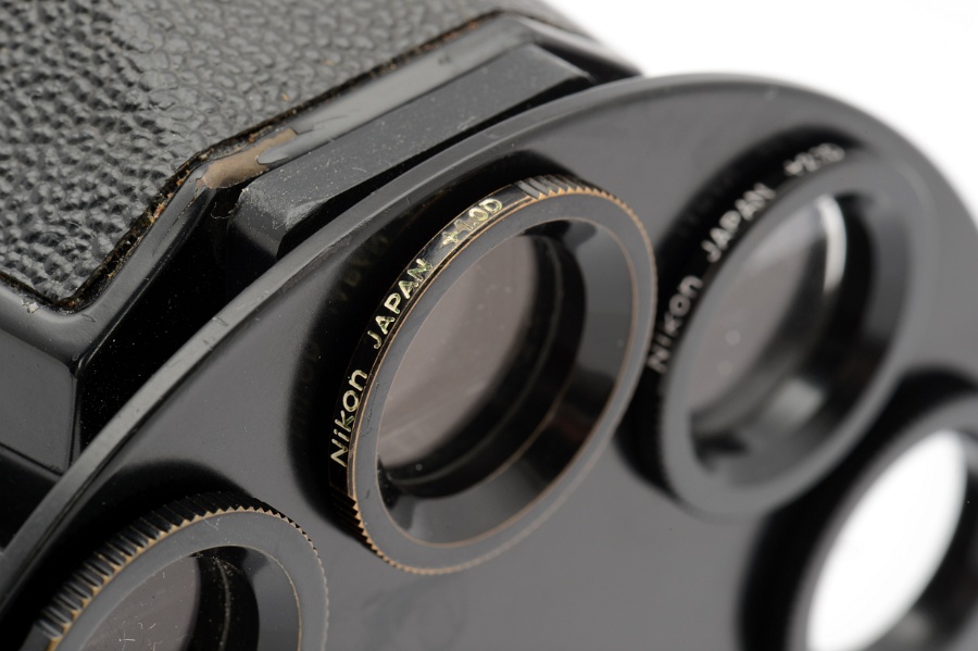 Copyright &copy; Richard de Stoutz 2012.