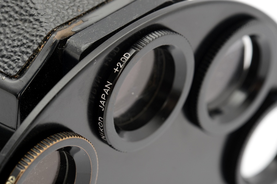 Copyright &copy; Richard de Stoutz 2012.