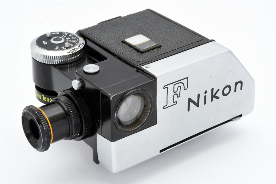 Copyright &copy; Richard de Stoutz 2019.