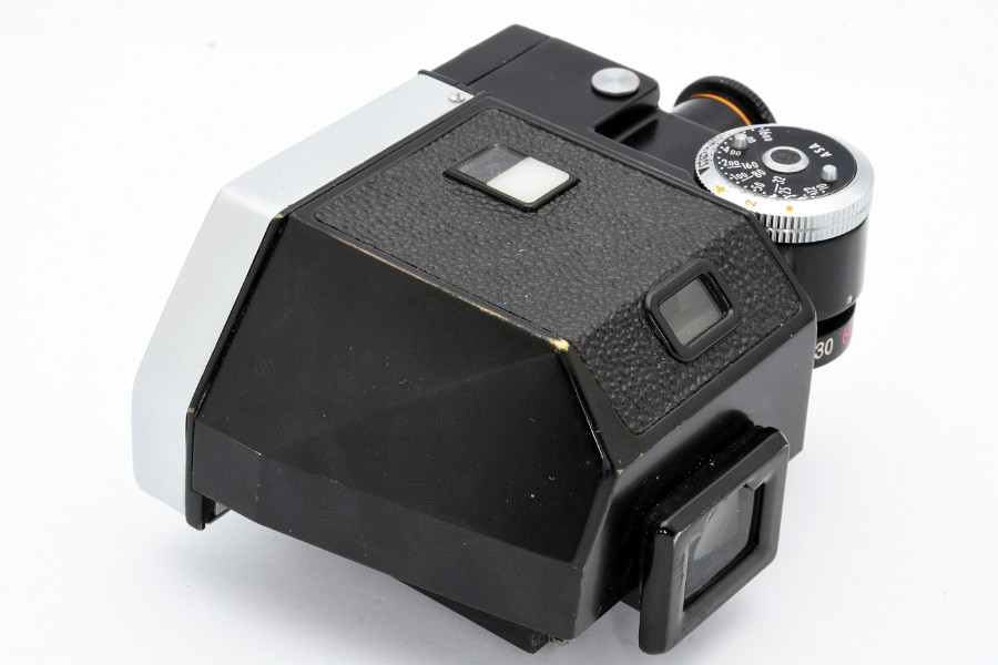 Copyright &copy; Richard de Stoutz 2019.