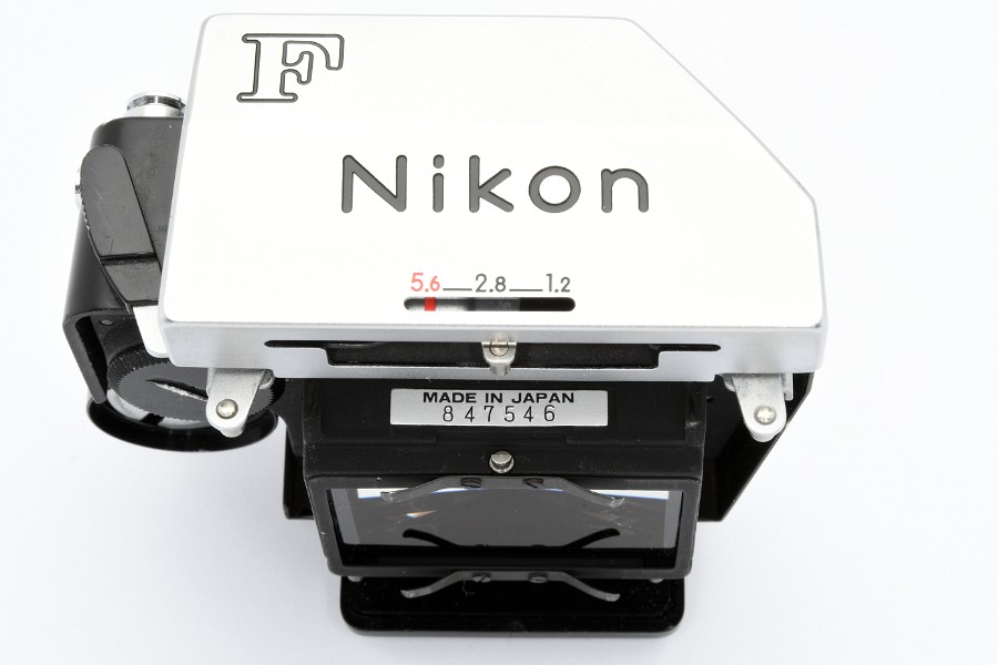 Copyright &copy; Richard de Stoutz 2012.